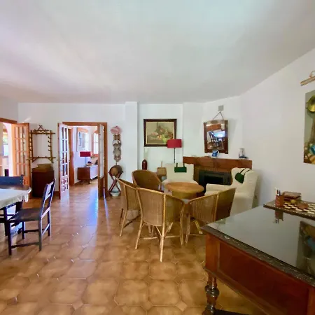Holiday home Precioso En Junto Al Mar Con Garage Privado