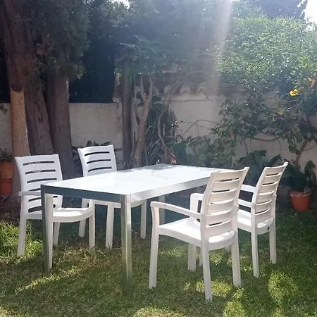 Precioso En Junto Al Mar Con Garage Privado Almunecar